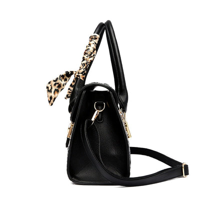Caalla - Magnetic Crocodile Handbag