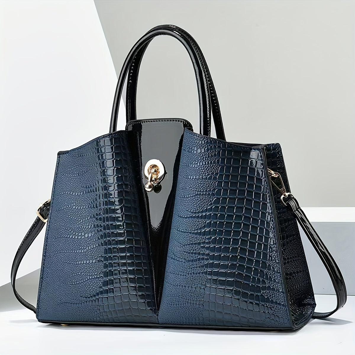 Kayla | Elegant mule bag with crocodile pattern
