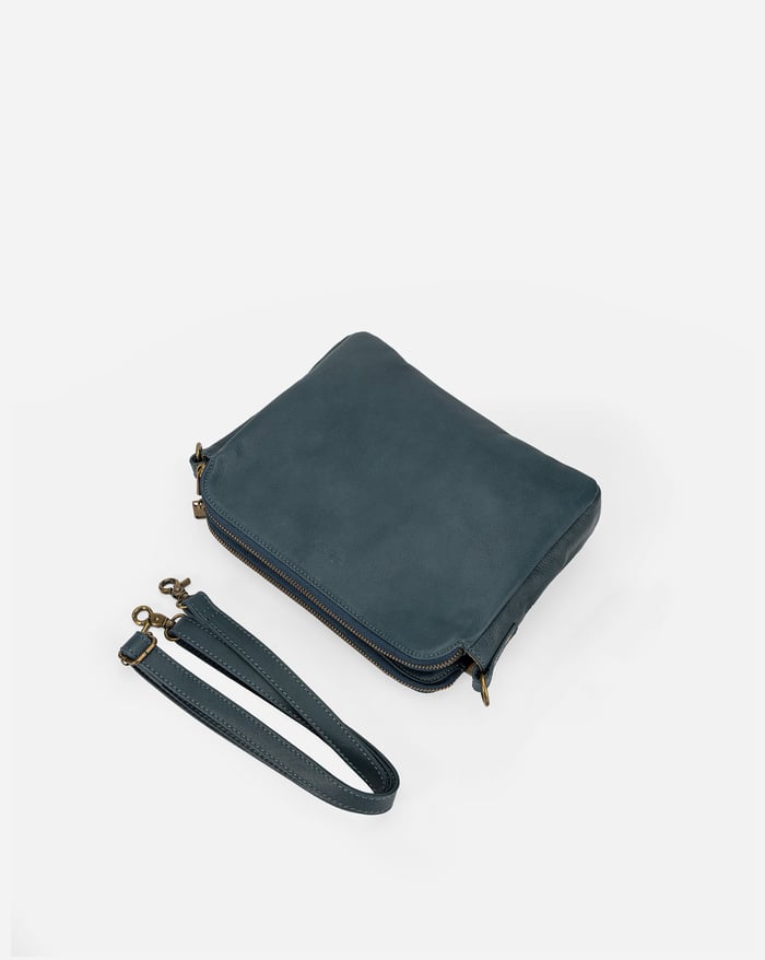 Freja | Urban leather crossbody bag