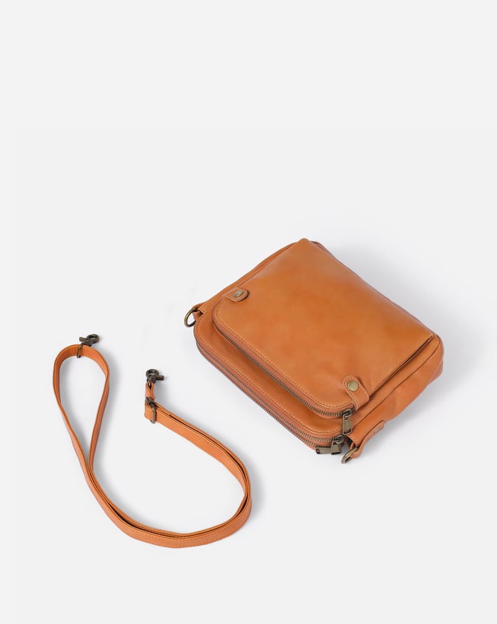 Freja | Urban leather crossbody bag