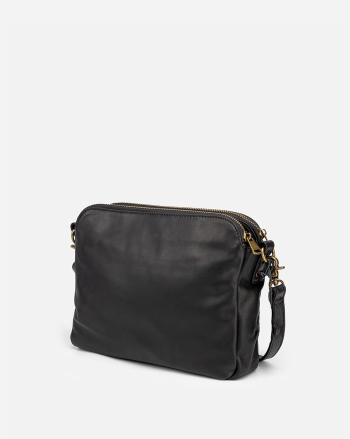 Freja | Urban leather crossbody bag