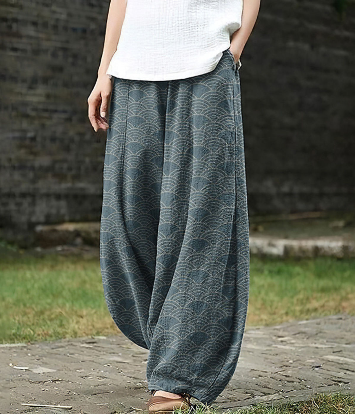 Olivia | Wave Print Wide-Leg Pants