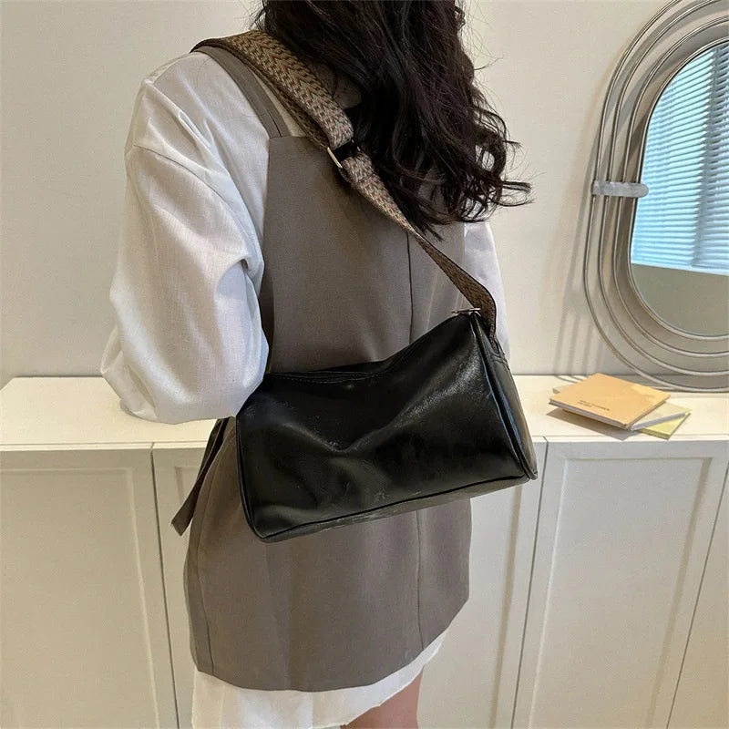 Elsa | Leather Crossbody Bag with Woven Strap