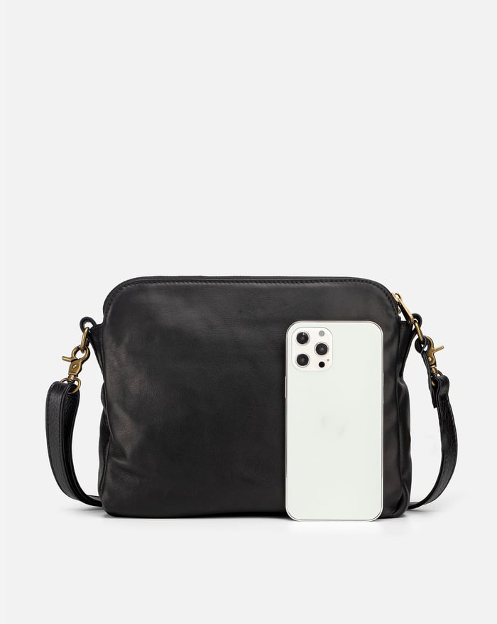 Freja | Urban leather crossbody bag