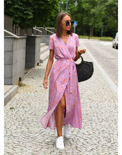 Suzanne - Elegant Dress with V-Neck